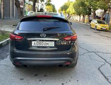 Infiniti FX