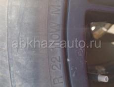Шины б/у 285/40 R22 