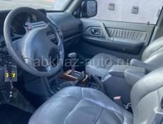 Mitsubishi Montero
