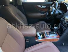 Infiniti FX