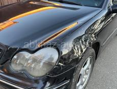 Mercedes-Benz C-Класс