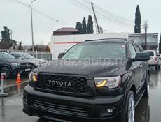 Toyota Sequoia