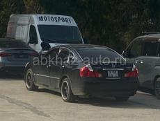 Nissan fuga