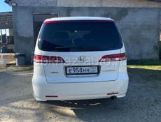 Honda Еlysion