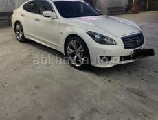 Nissan fuga