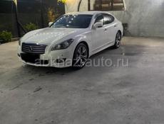 Nissan fuga
