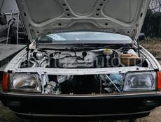 Audi 100