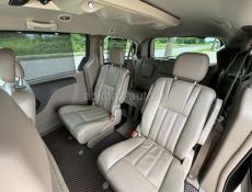 Chrysler Town & Country