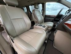 Chrysler Town & Country