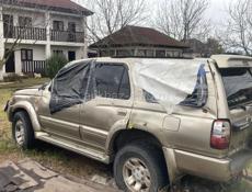 Toyota Hilux Surf