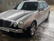 Mercedes-Benz E-Класс