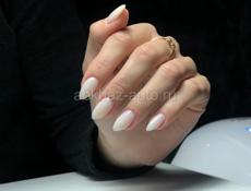 Nails 