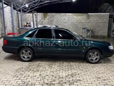 Audi 100