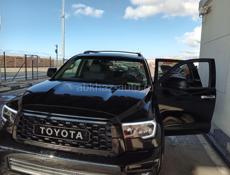 Toyota Sequoia