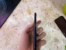iPhone SE (2022) 64ГБ