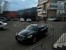 Nissan fuga