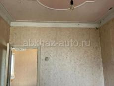 Продам 2х ком квартиру без ремонта