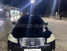 Nissan fuga
