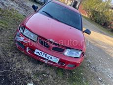 Mitsubishi Carisma