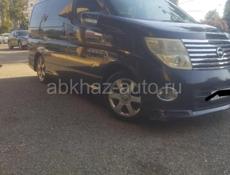 Nissan Elgrand