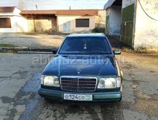 Mercedes-Benz 124
