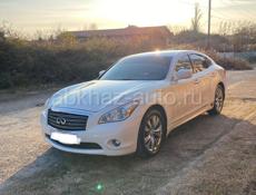 Infiniti M35
