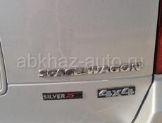 Mitsubishi Space Wagon