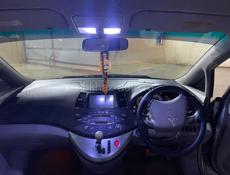 Mitsubishi Grandis