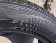 Шина 235/50 R 18