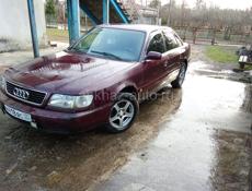 Audi 100