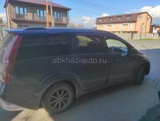 Mitsubishi Grandis