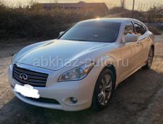 Infiniti M35