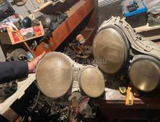 Фары и полон на Мерседес 3.2 лупатый