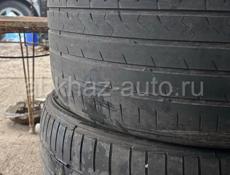 275/35 r19