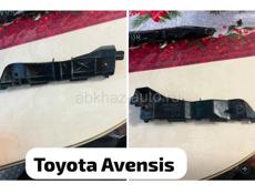 Toyota Voxy крылья,радиаторы, фары и т.д 