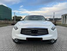 Infiniti FX