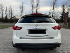 Infiniti FX