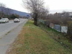 Продаются два участка. Посёлок Бзыбь по центральной трассе. 