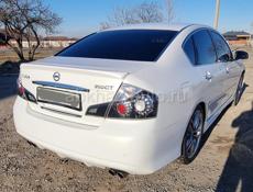 Nissan fuga