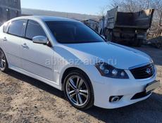 Nissan fuga