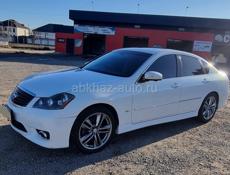 Nissan fuga