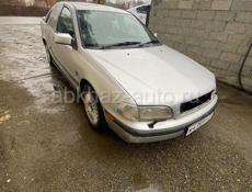 Volvo S40