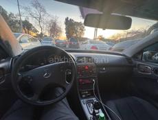 Mercedes-Benz CLK
