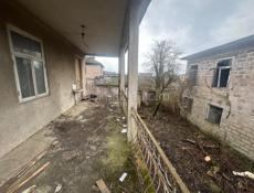 2-х этажный дом с участком 6 соток в городе Очамчыра