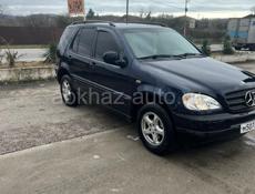 Mercedes-Benz ML