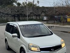 Nissan Lafesta