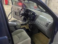 Mazda Tribute