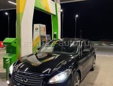 Nissan fuga