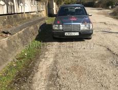 Mercedes-Benz 124