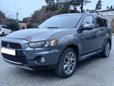 Mitsubishi Outlander XL